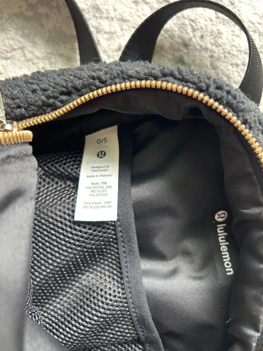 Lululemon City Adventurer Backpack Micro 3L - Picture 2 of 2